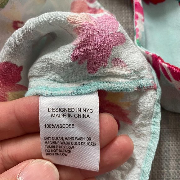 Yumi Kim Floral Island Time Wrap Front Dress Large - Picture 6 of 9